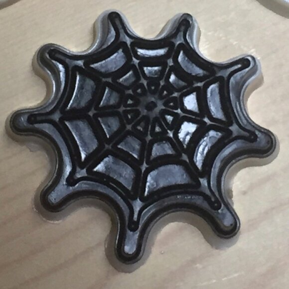 Cobb Webb Soaps Set 6 Halloween Soaps, Handmade Party Favors, Gothic Party Gift - Picture 3 of 16